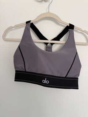 ALO Yoga Suit Up Sportsbra